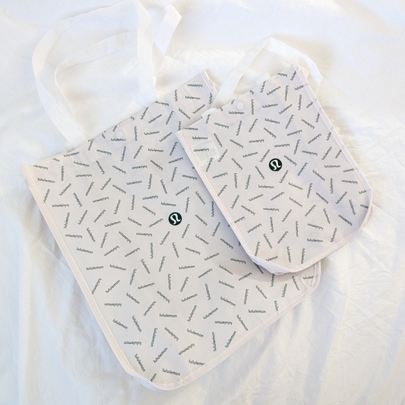 lululemon athletica Handbags - Lululemon Holiday Shopper Totes